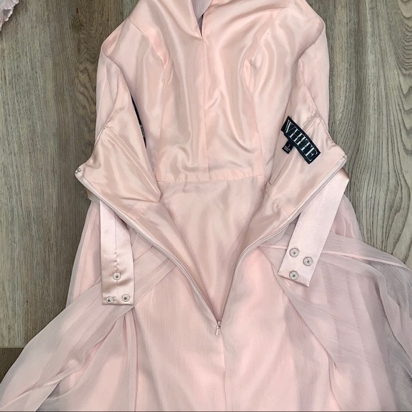 ✅ CLEARANCE White by Vera Wang Blush Halter Bridesmaids Dress - Picture 10 of 10
